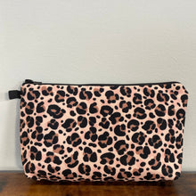 Load image into Gallery viewer, Pouch - Animal Print Brown
